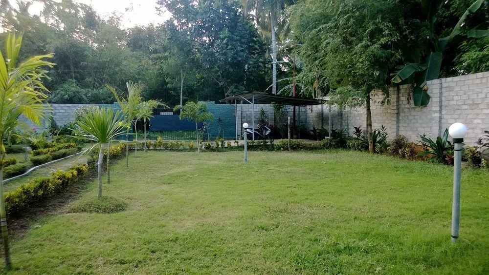 Shu Villa Lombok Kuta  Екстер'єр фото
