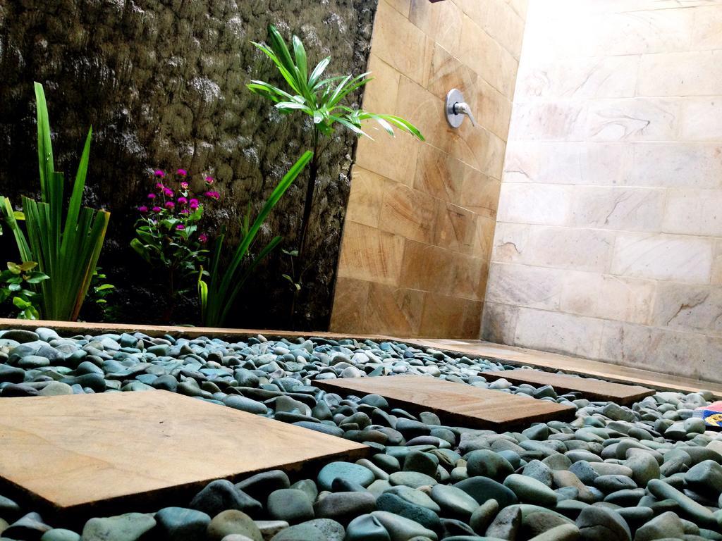 Shu Villa Lombok Kuta  Екстер'єр фото