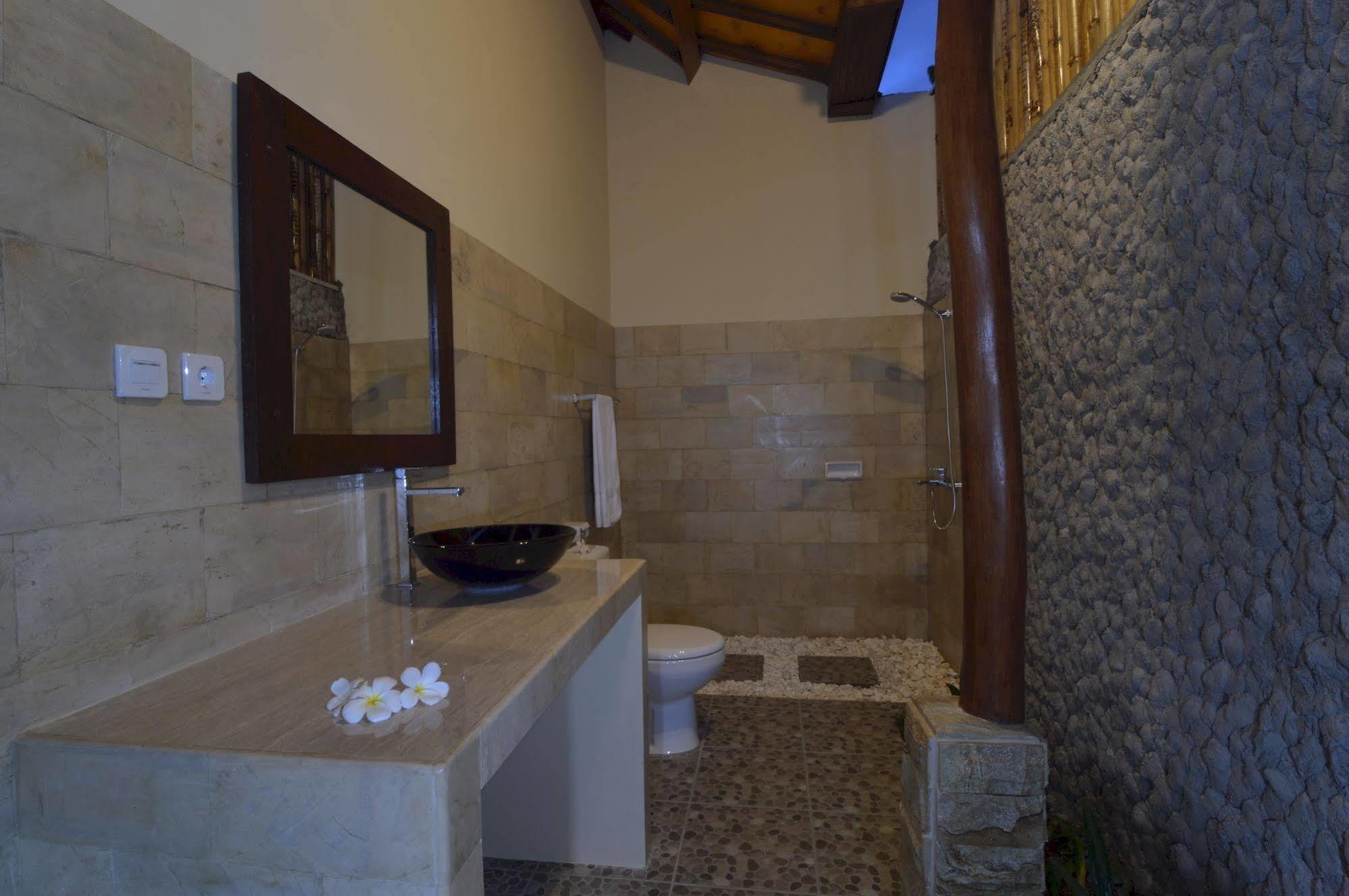Shu Villa Lombok Kuta  Екстер'єр фото