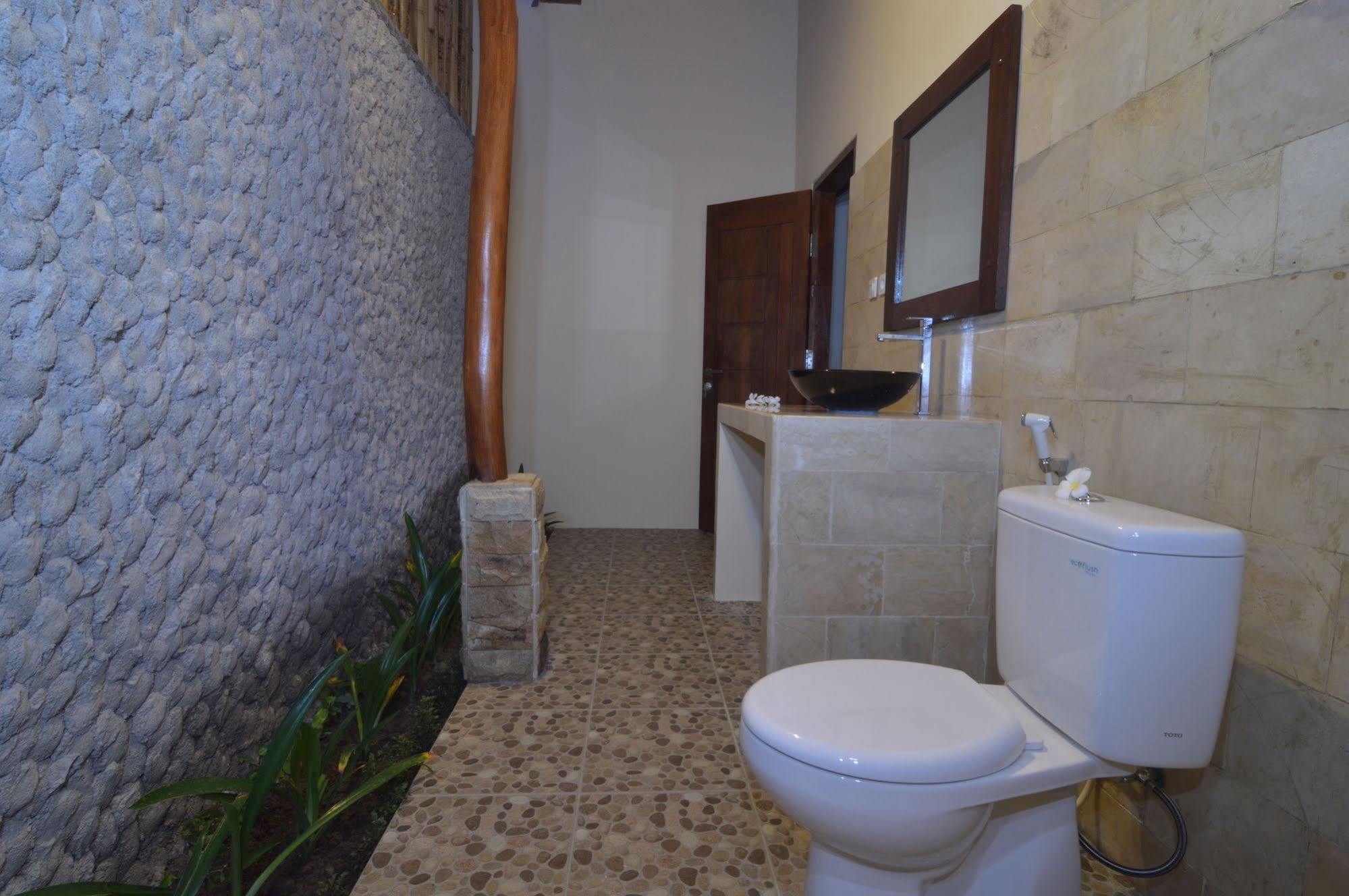 Shu Villa Lombok Kuta  Екстер'єр фото